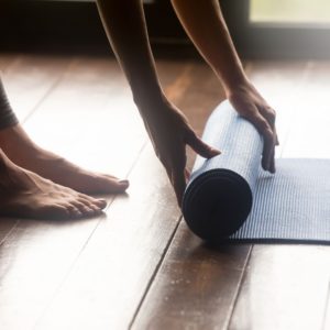 yogi rolling out mat